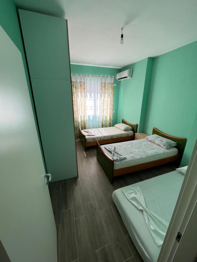Rent * Vlorë